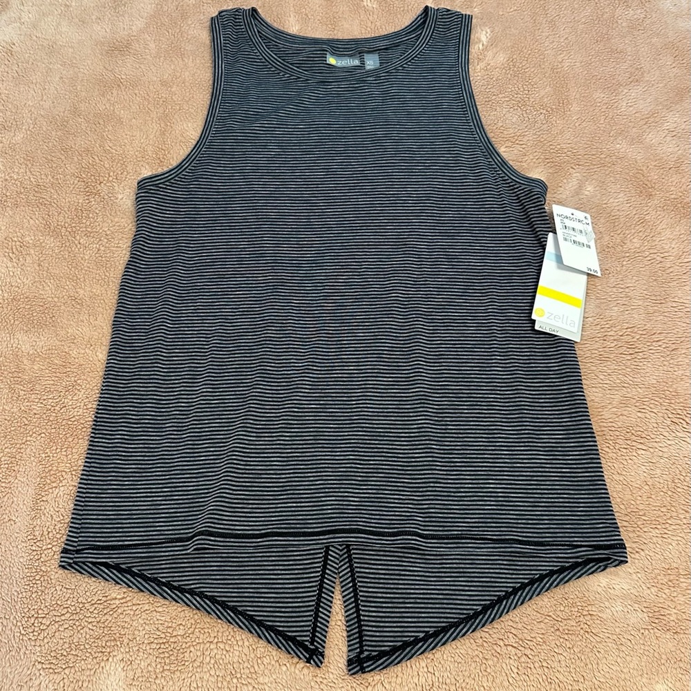 Zella black/gray stripe tank